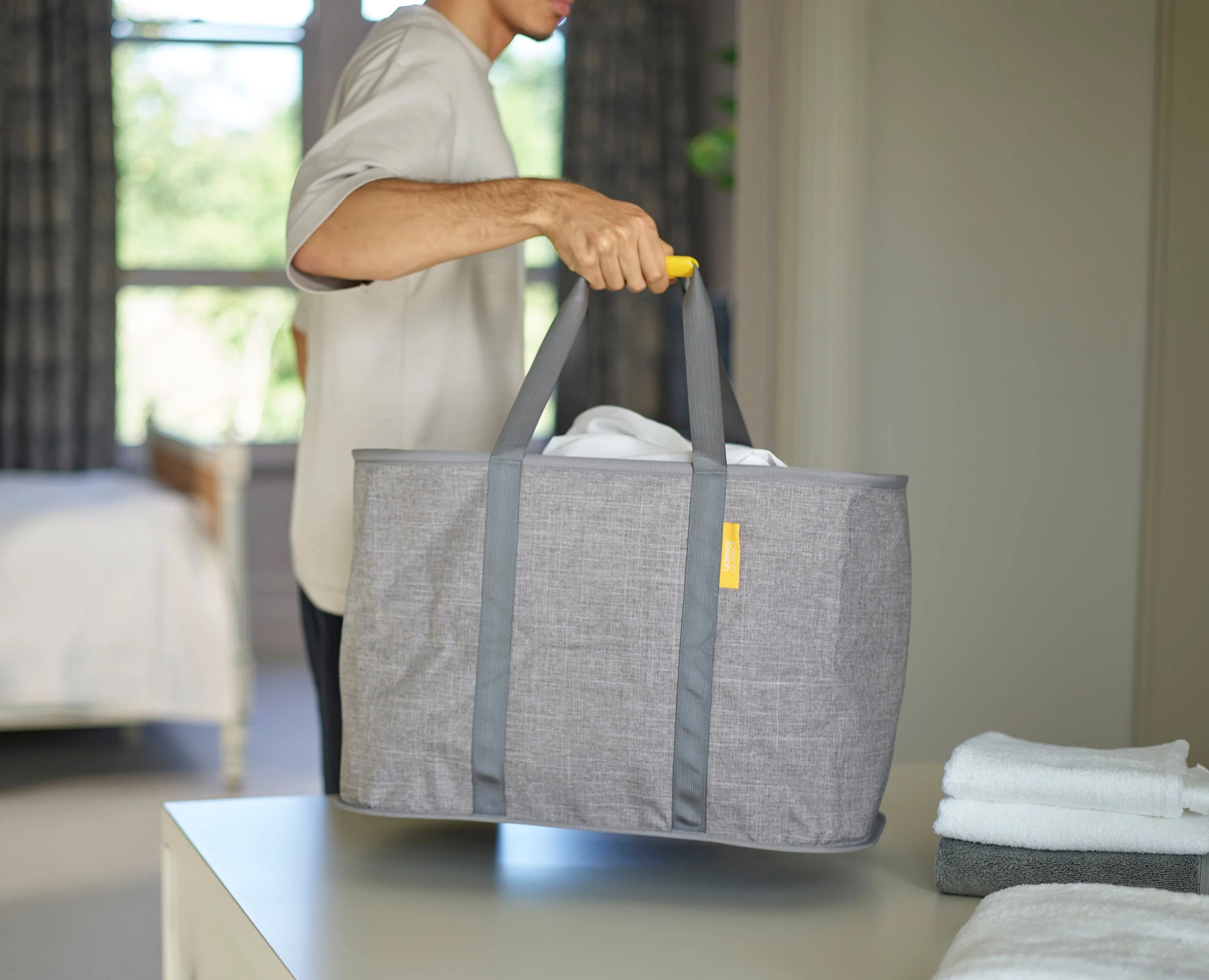 2-piece Large Grey Laundry Basket Set - Image 2