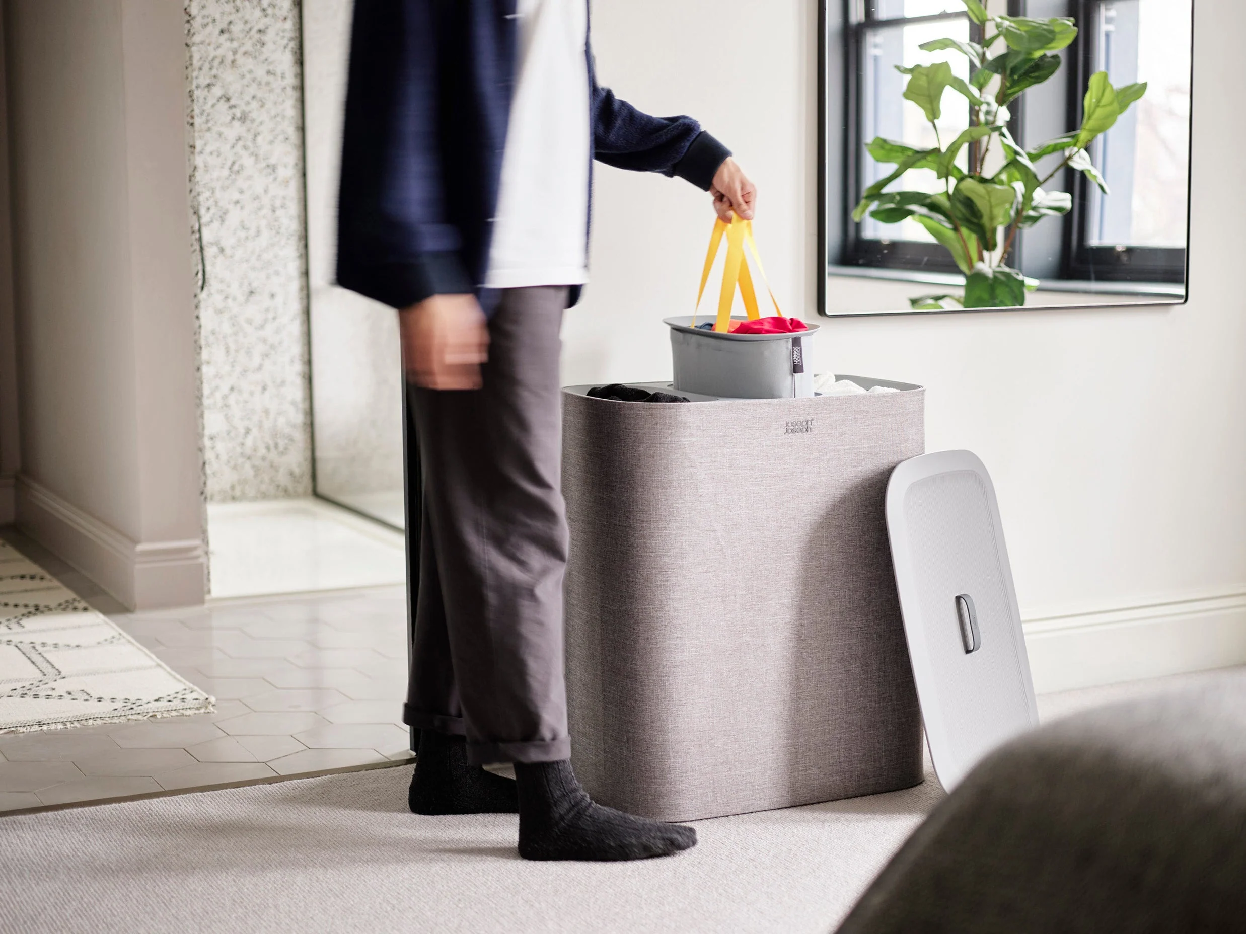 2-piece Large Grey Laundry Basket Set - Image 4