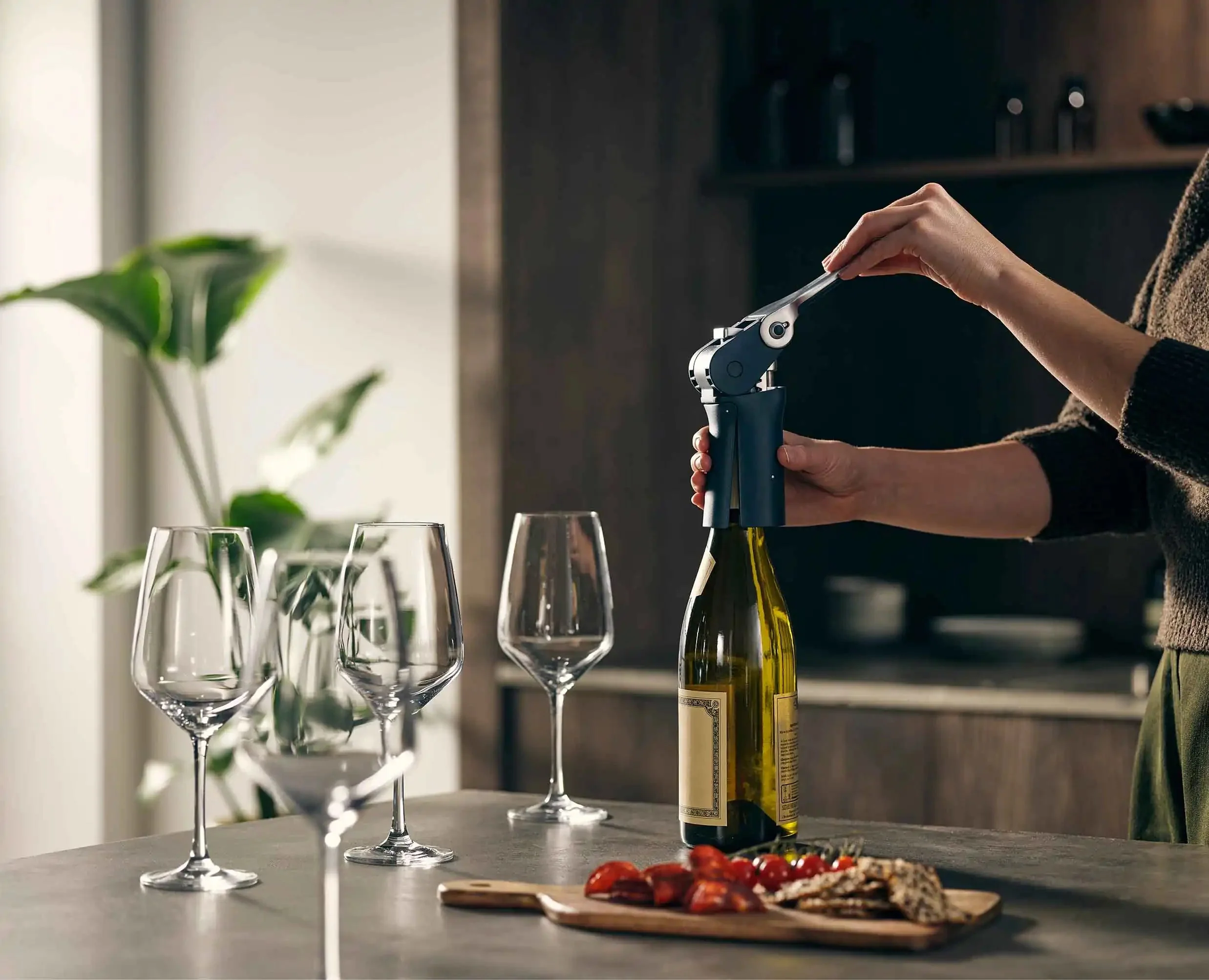 BarWise™ Compact Lever Corkscrew - Image 3