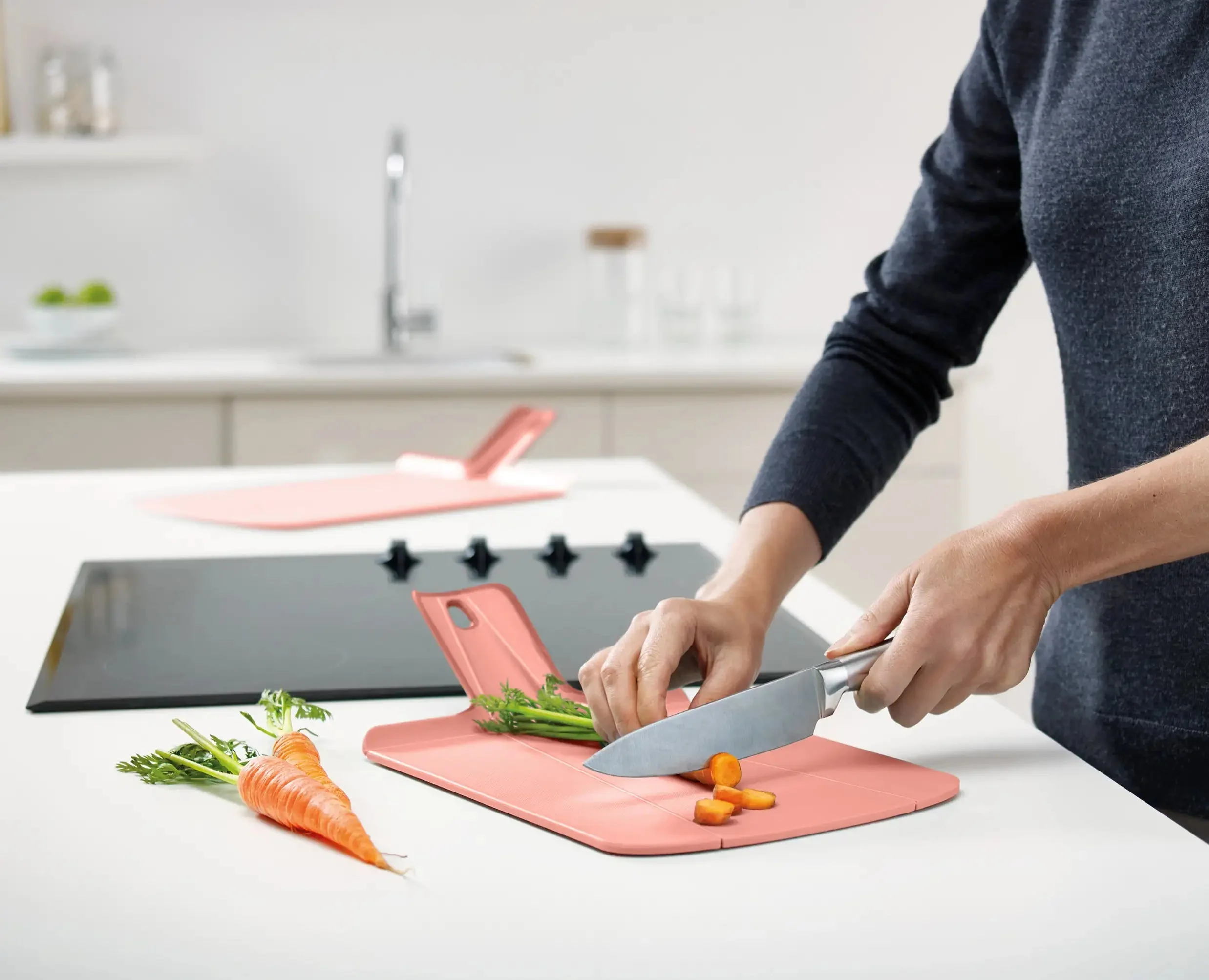Chop2Pot™ Plus Green Folding Chopping Board - Image 4