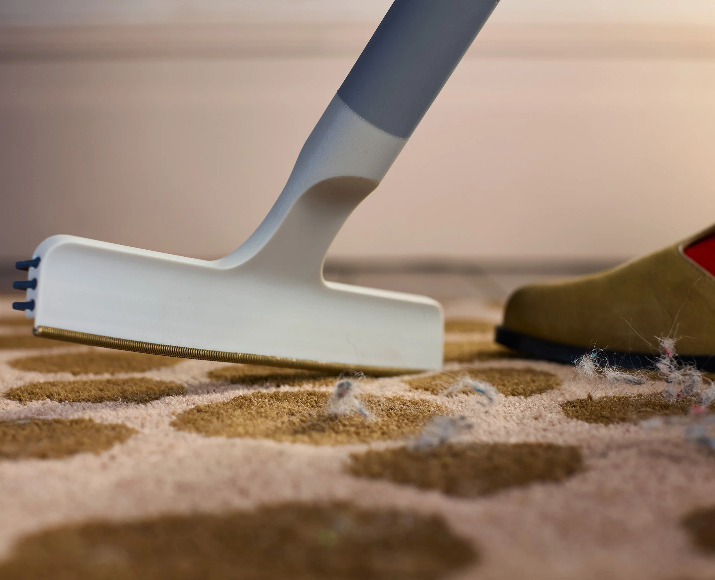 CleanTech™ 2-in-1 Carpet Cleaning Tool - Image 5