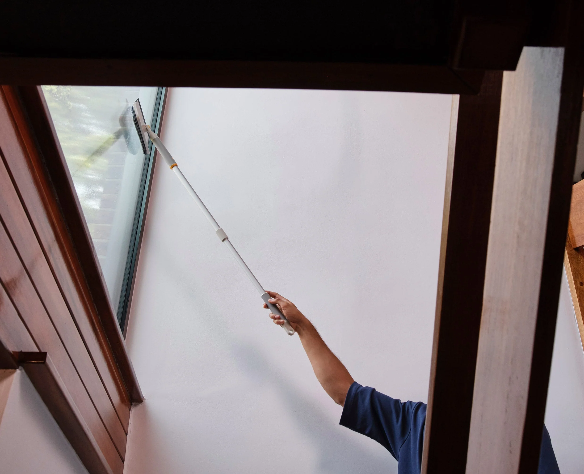 CleanTech™ 2-in-1 Glass Cleaning Tool with Extension Pole - Image 5