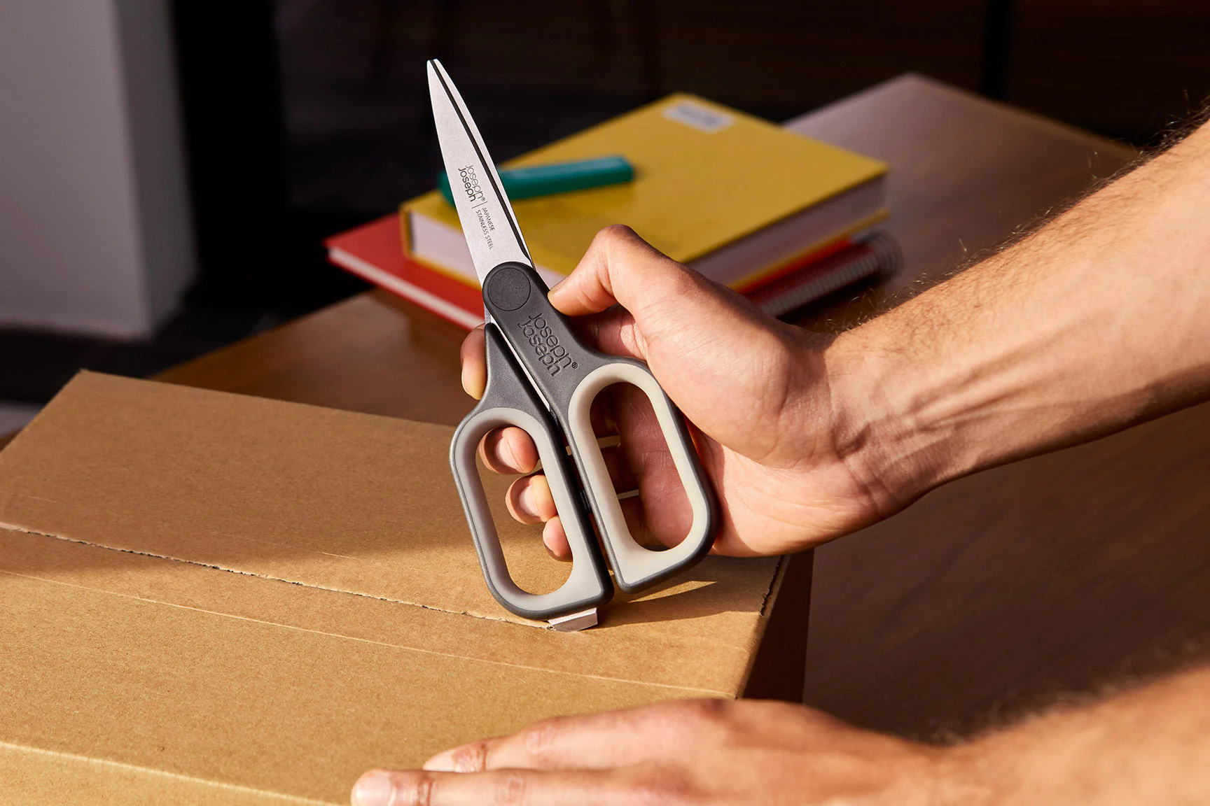 CutPlus Grey Scissors with Integrated Box Cutter - Image 3