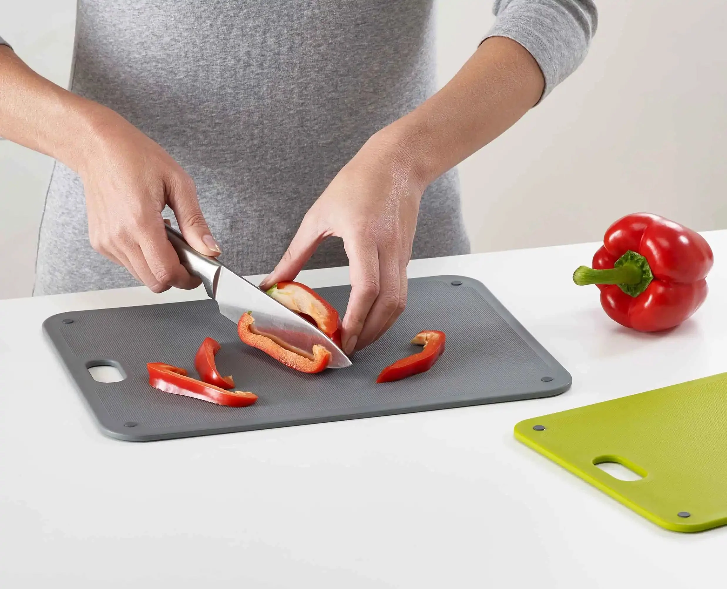DoorStore™ Chop 2-piece Grey Chopping Board Set - Image 7