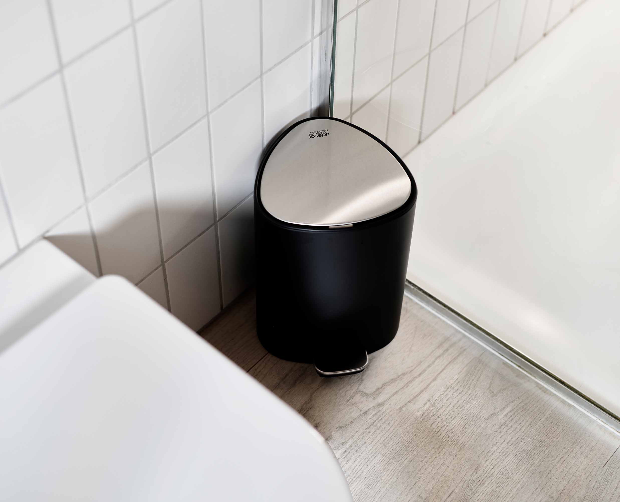 EasyStore™ 5L Matt Black Bathroom Pedal Bin - Image 3