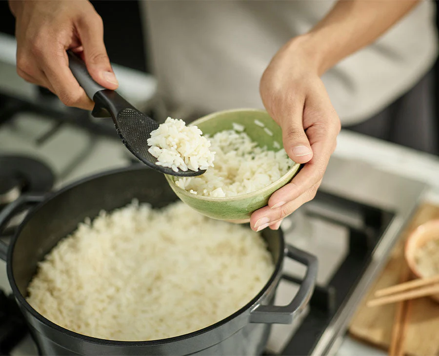 Elevate™ Fusion Black Rice Spoon - Image 2