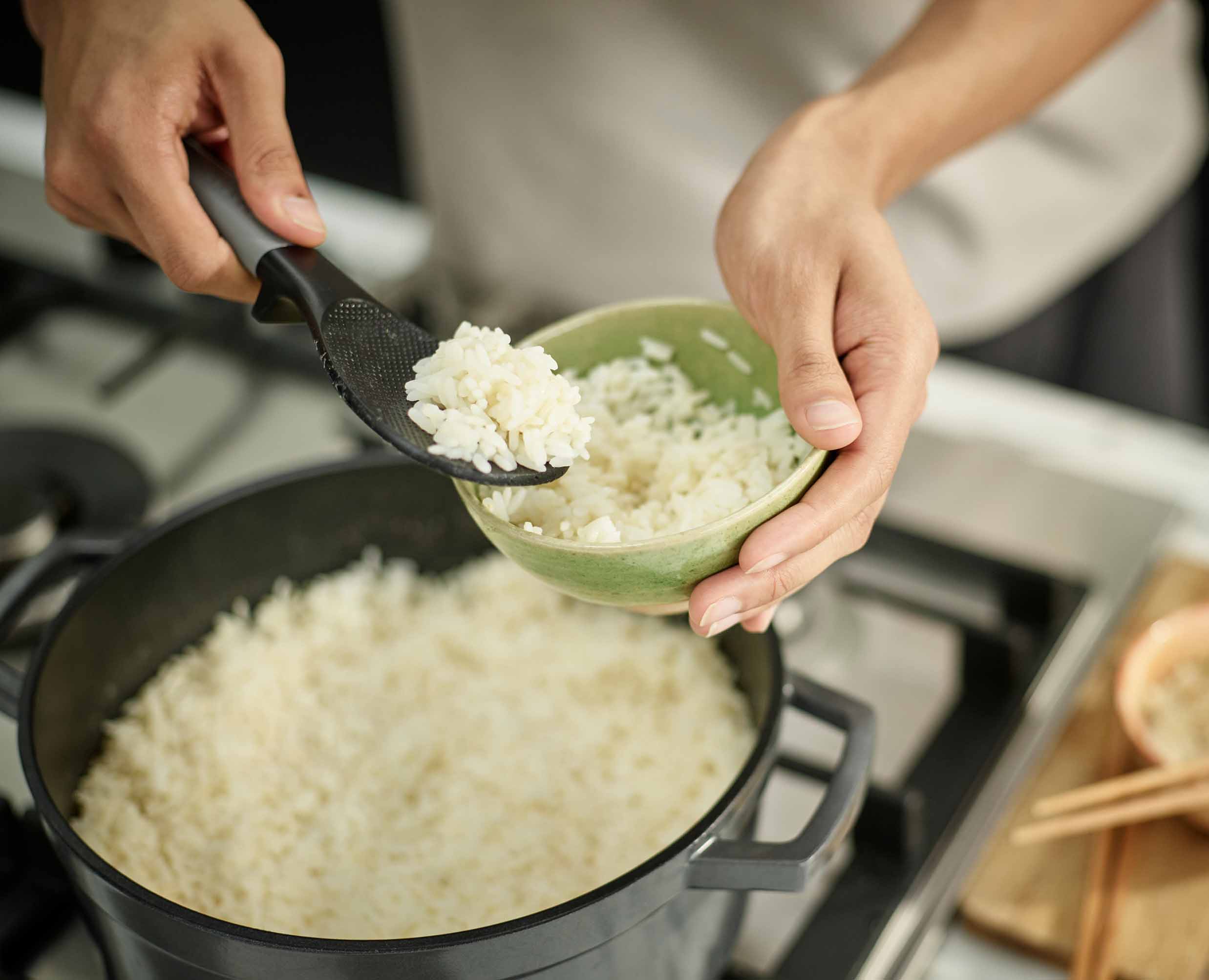 Elevate™ Fusion Black Rice Spoon - Image 3