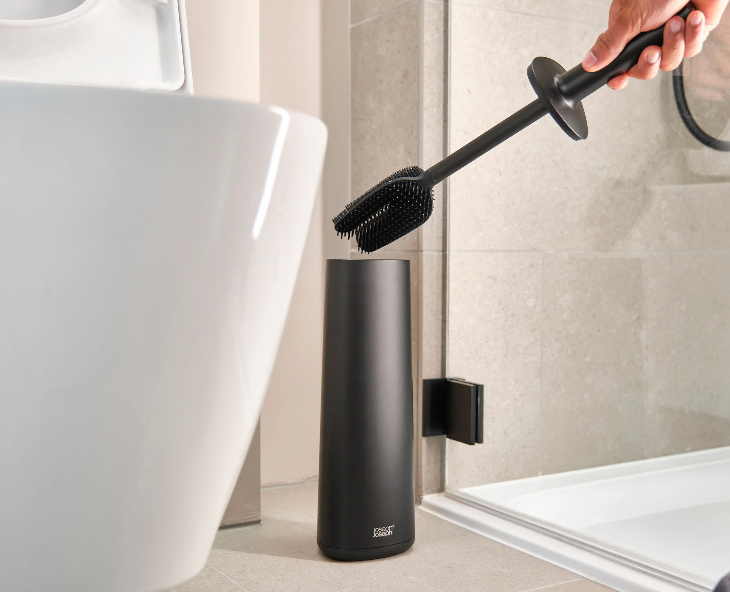 Flex™ 360 Pack of 2 Matt Black Toilet Brushes - Image 4
