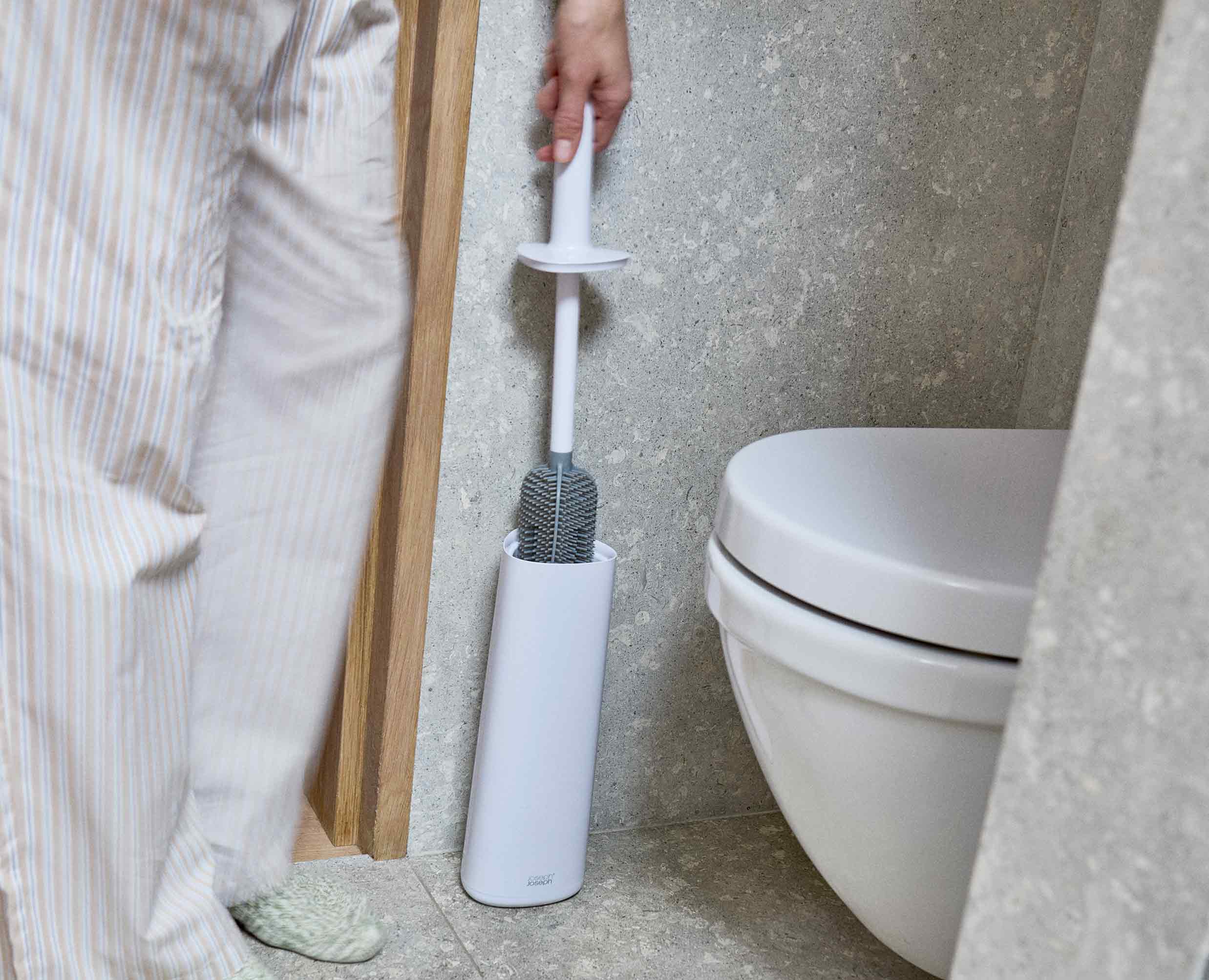 Flex™ 360 Pack of 2 Gloss White Toilet Brushes - Image 2