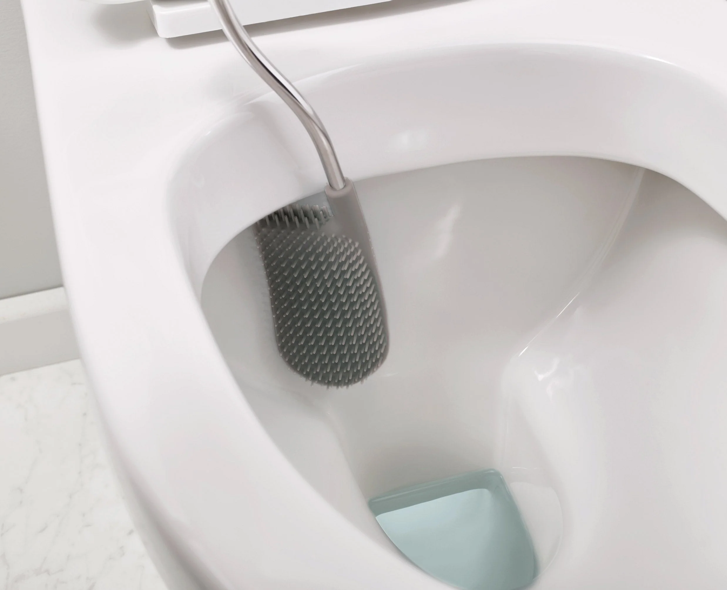 Flex™ Lite Pack of 2 Stainless-Steel Toilet Brushes - Image 5