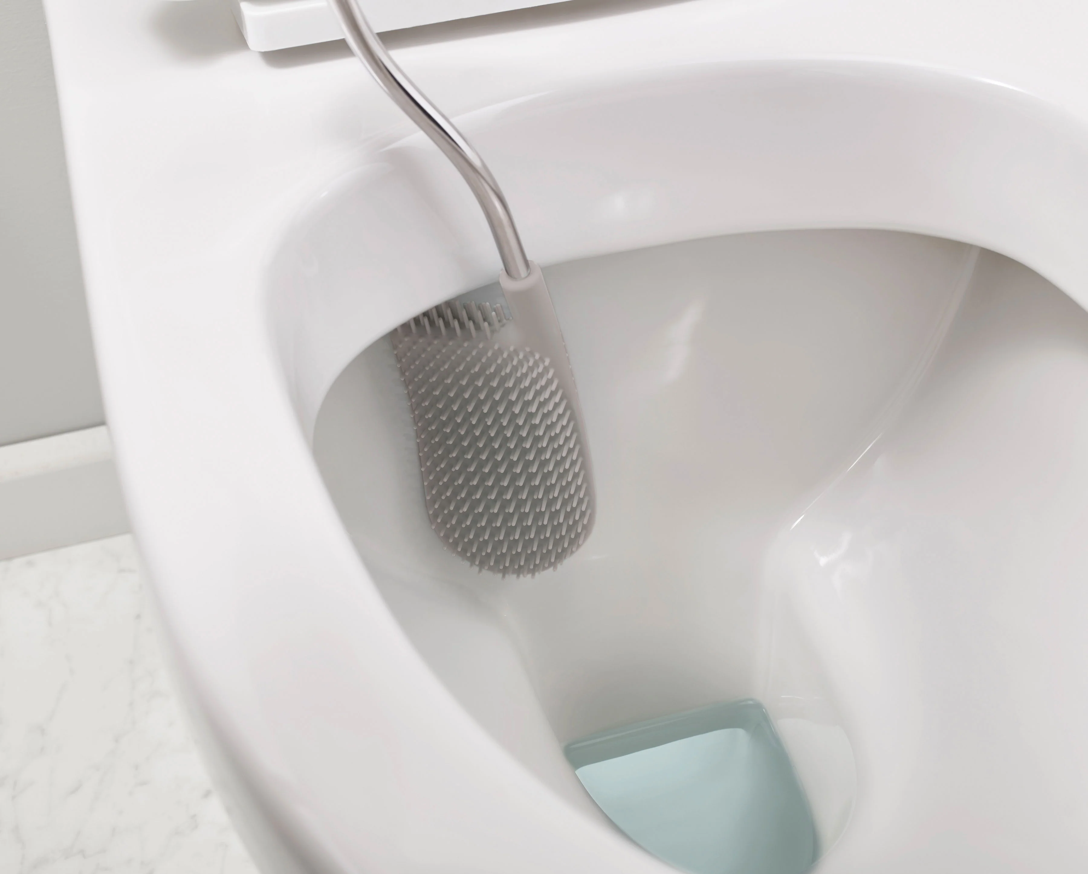 Flex™ Pack of 2 Grey Toilet Brushes - Image 3