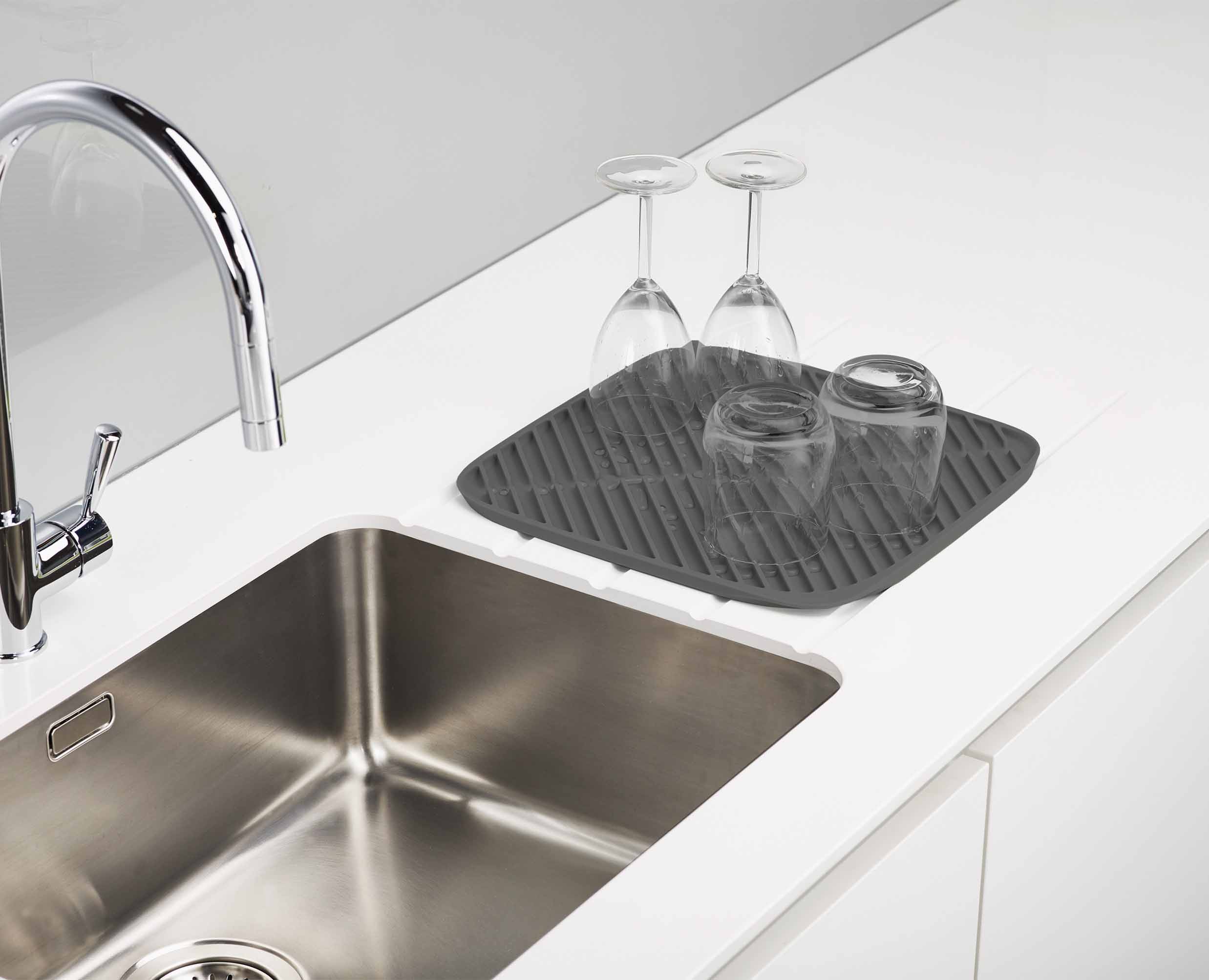 Flume™ Grey Dish Draining Mat - Image 4