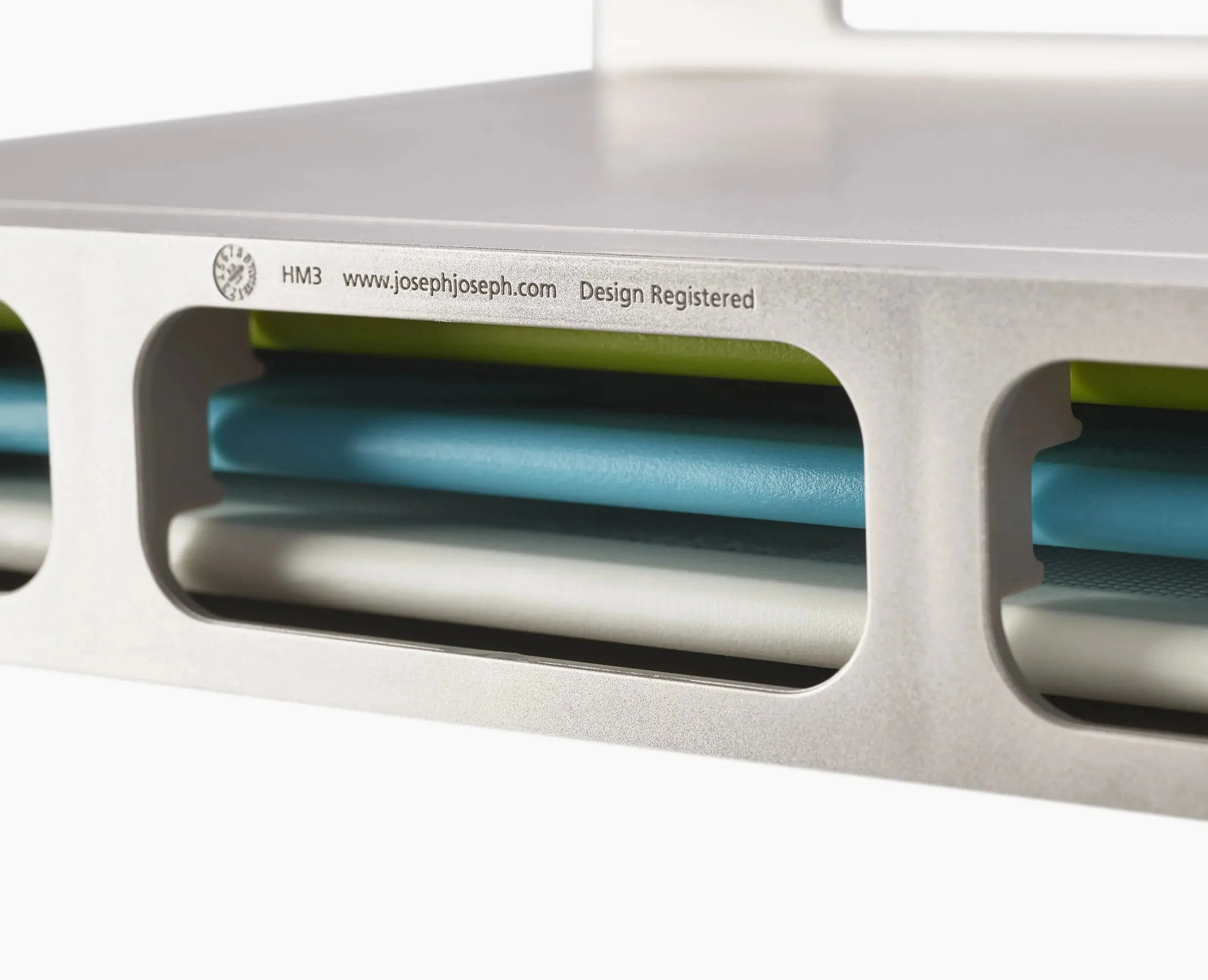 Folio™ Slim 3-piece Under-shelf Multicolour Chopping Board Set - Image 6