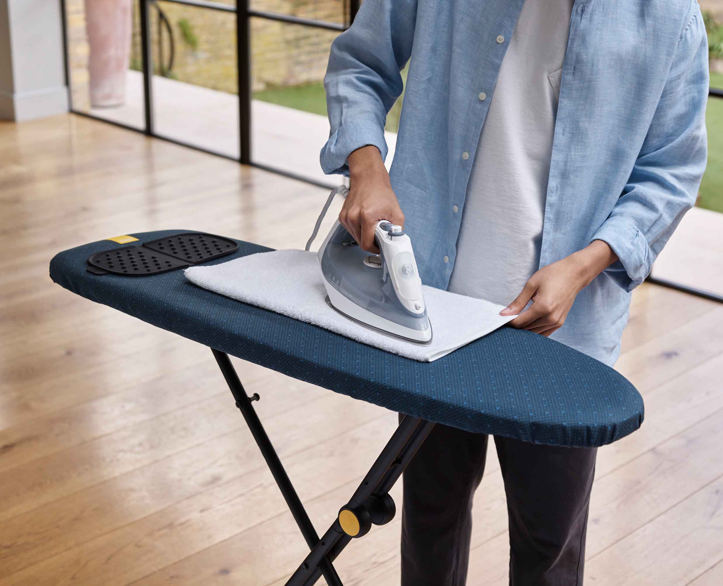 Glide Compact Plus 110cm Blue Easy-store Ironing Board with Advanced Cover - Image 3