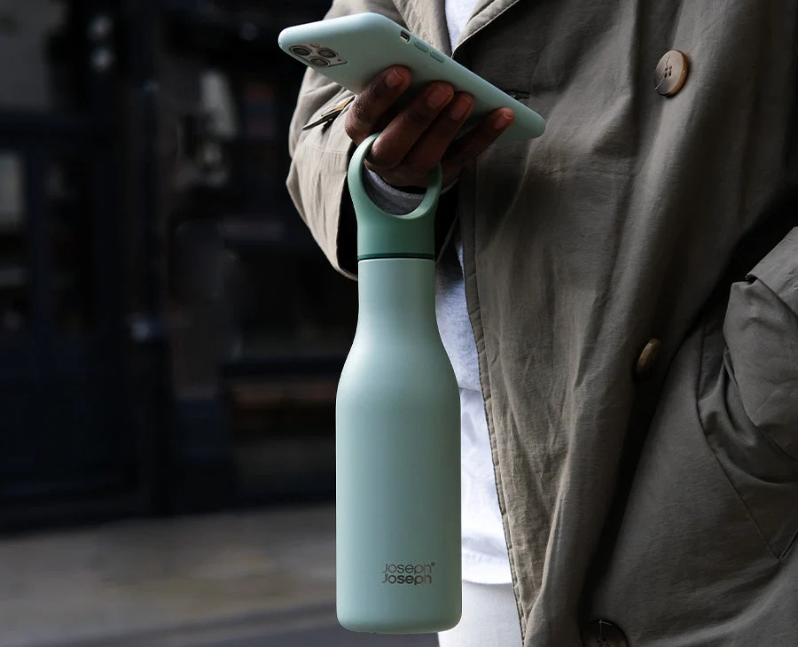 Loop™ 500ml Stainless-steel Green Vacuum Insulated Water Bottle - Image 2