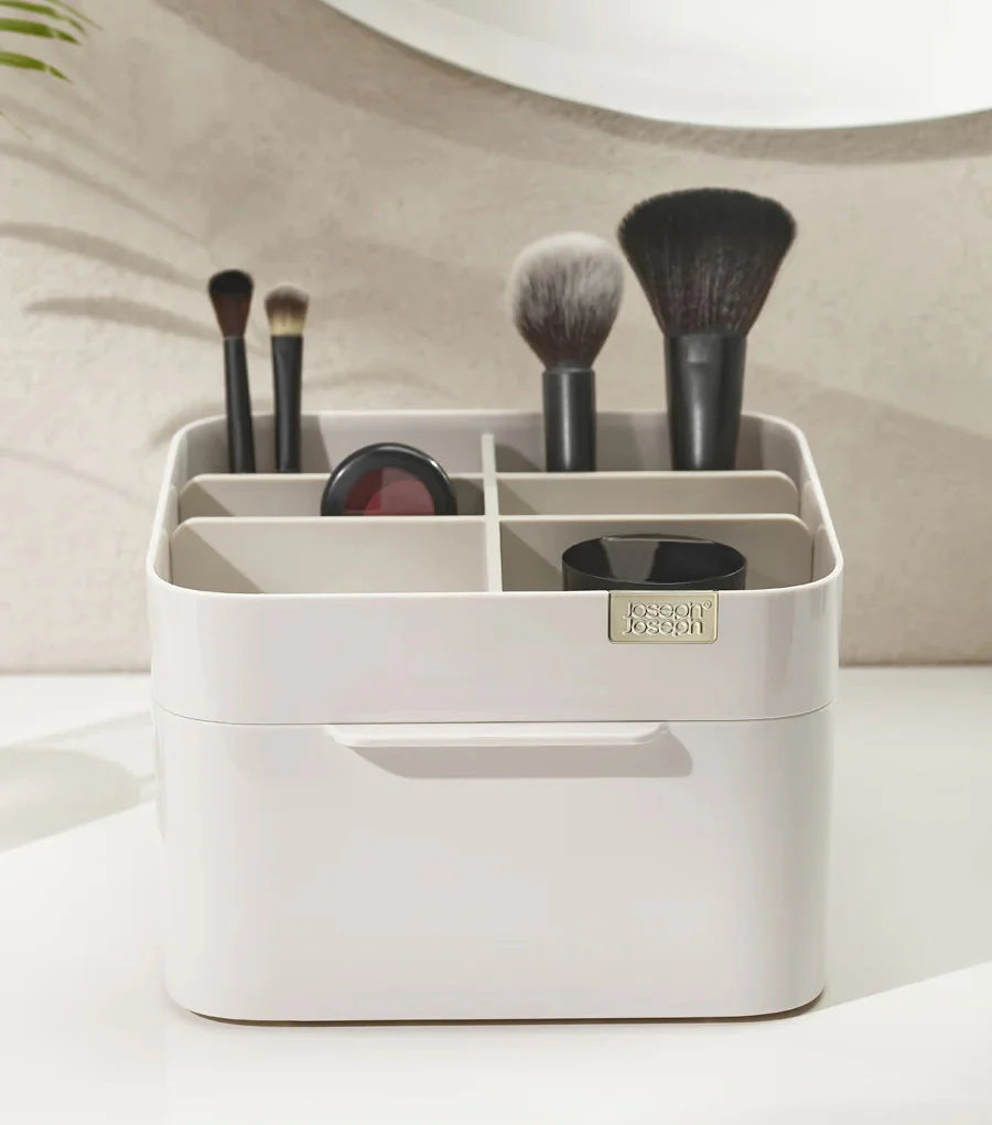 Make Me Up Compact Mirror & Makeup Organiser Set - Image 2