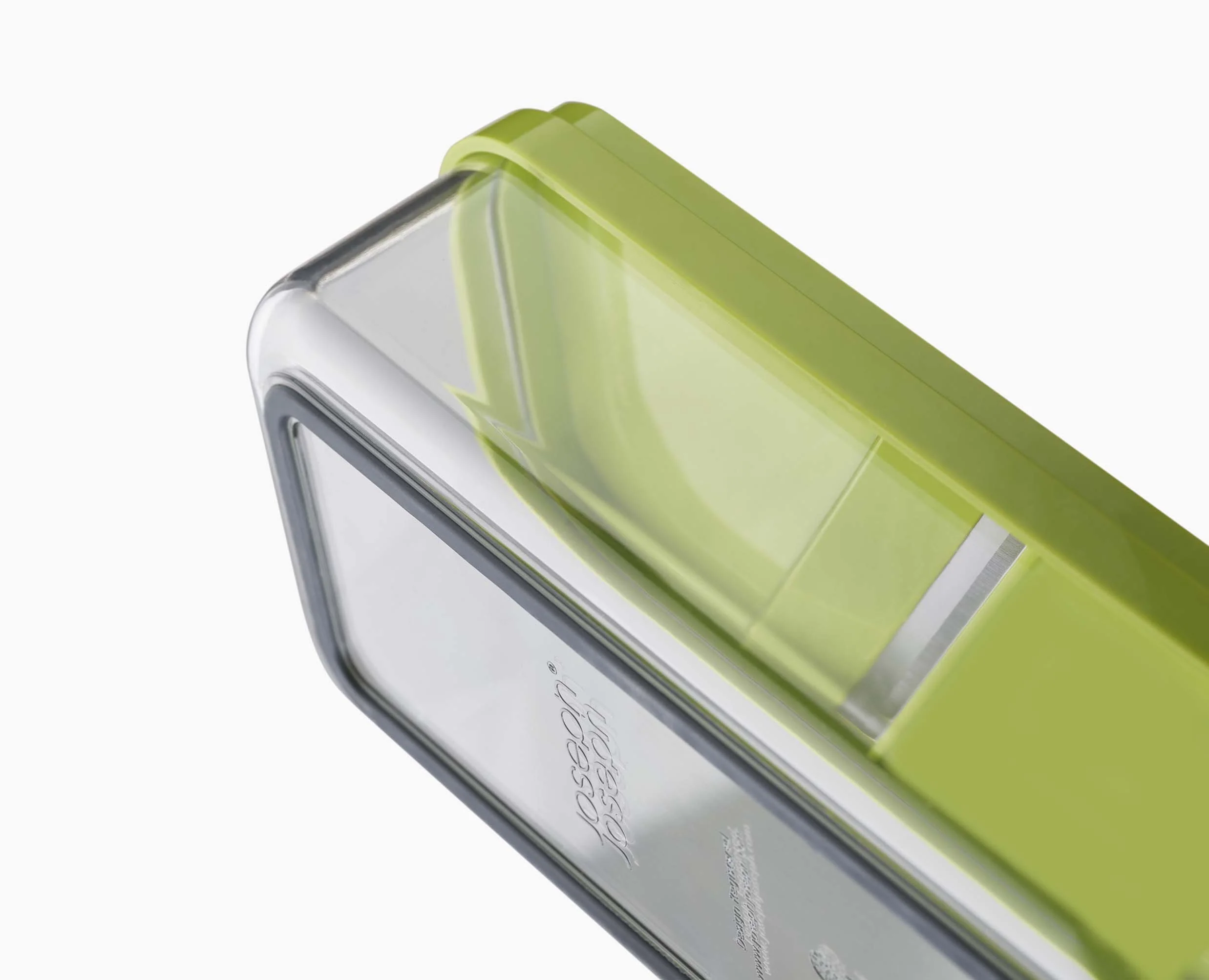 Multi-prep™ Compact Multicolour 4-piece Grater & Slicer - Image 8