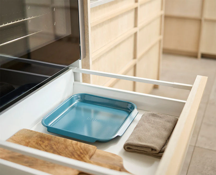 Nest™ Bake Non-Stick Medium Blue Baking Tray - Image 2