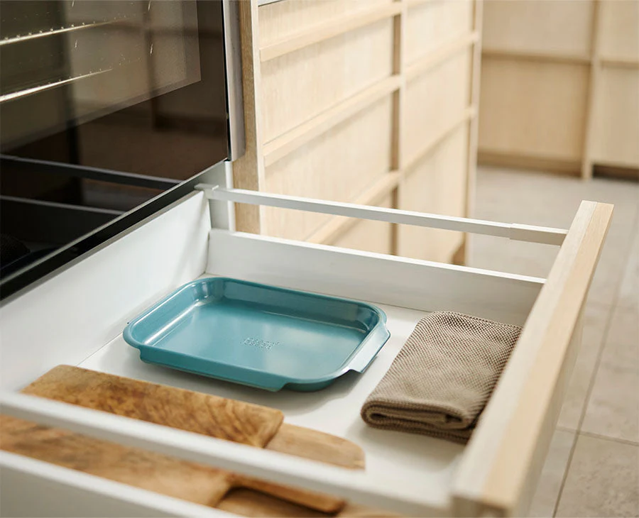 Nest™ Bake Non-Stick Small Blue Baking Tray - Image 2