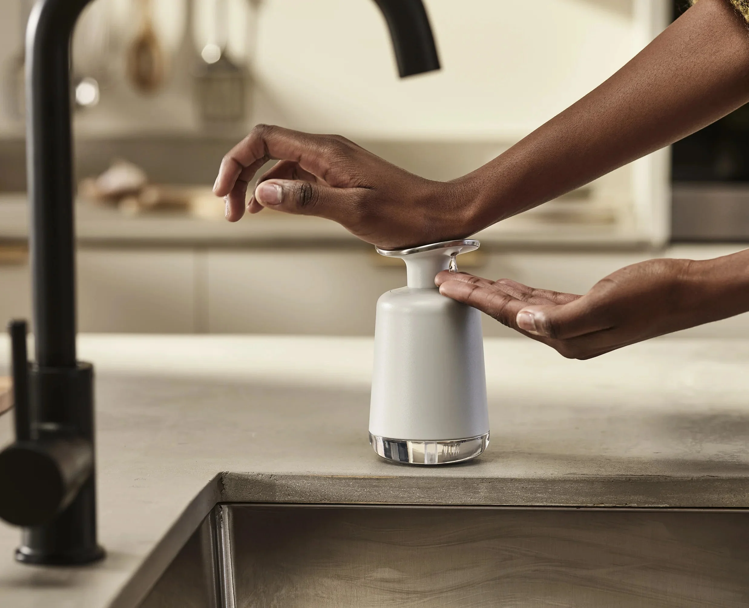 Presto™ Stone Hygienic Soap Dispenser - Image 3