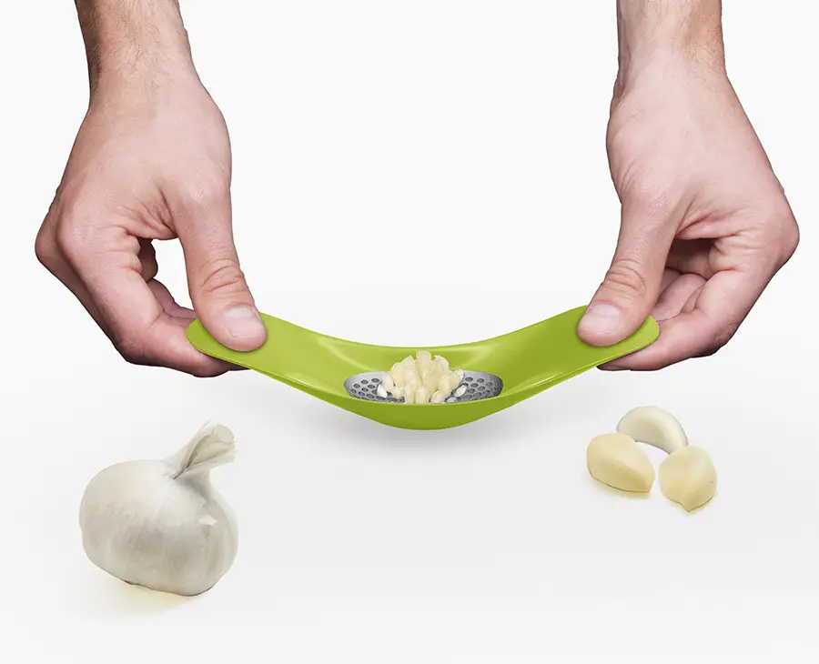 Rocker™ Green Garlic Crusher - Image 2