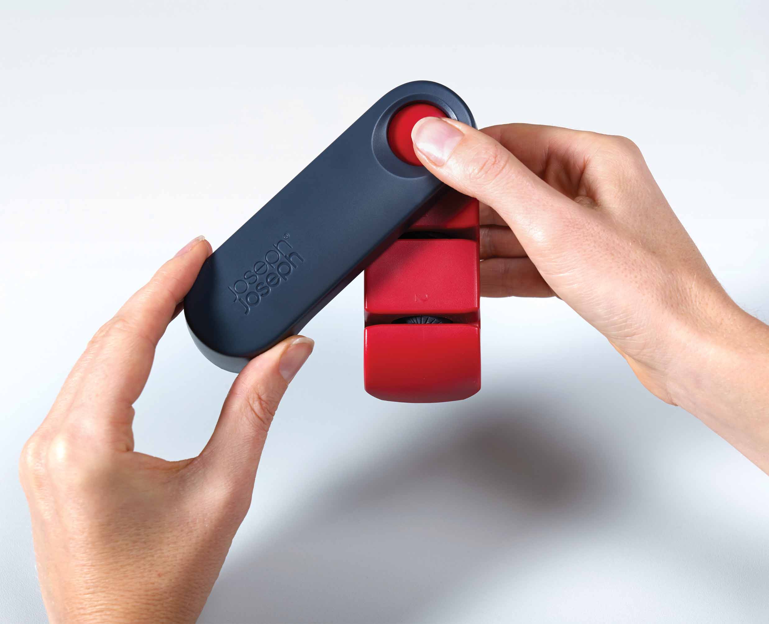 Rota™ Red Folding Knife Sharpener - Image 6