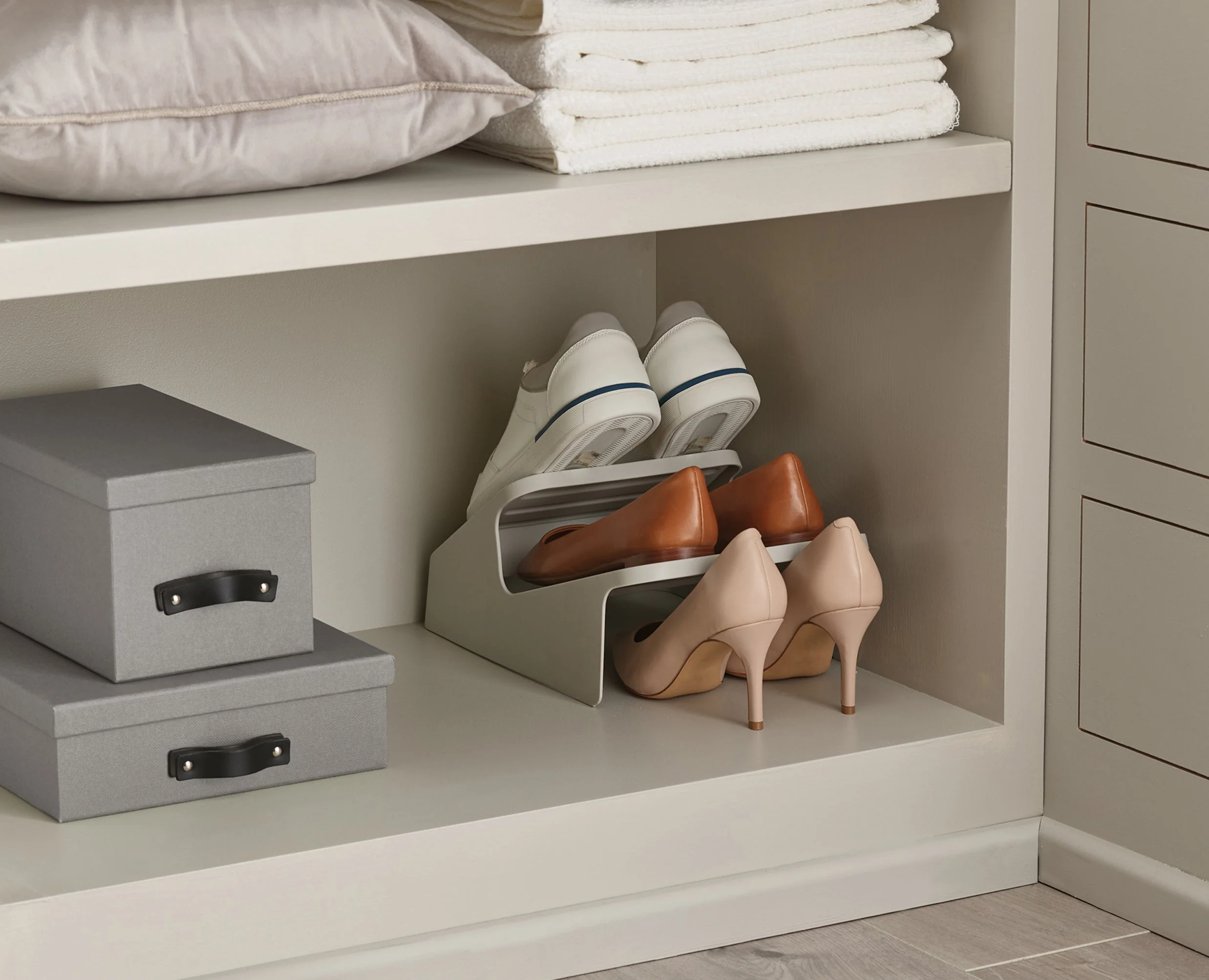 Shoe-In™ Space-saving Ecru Shoe Rack - Image 6
