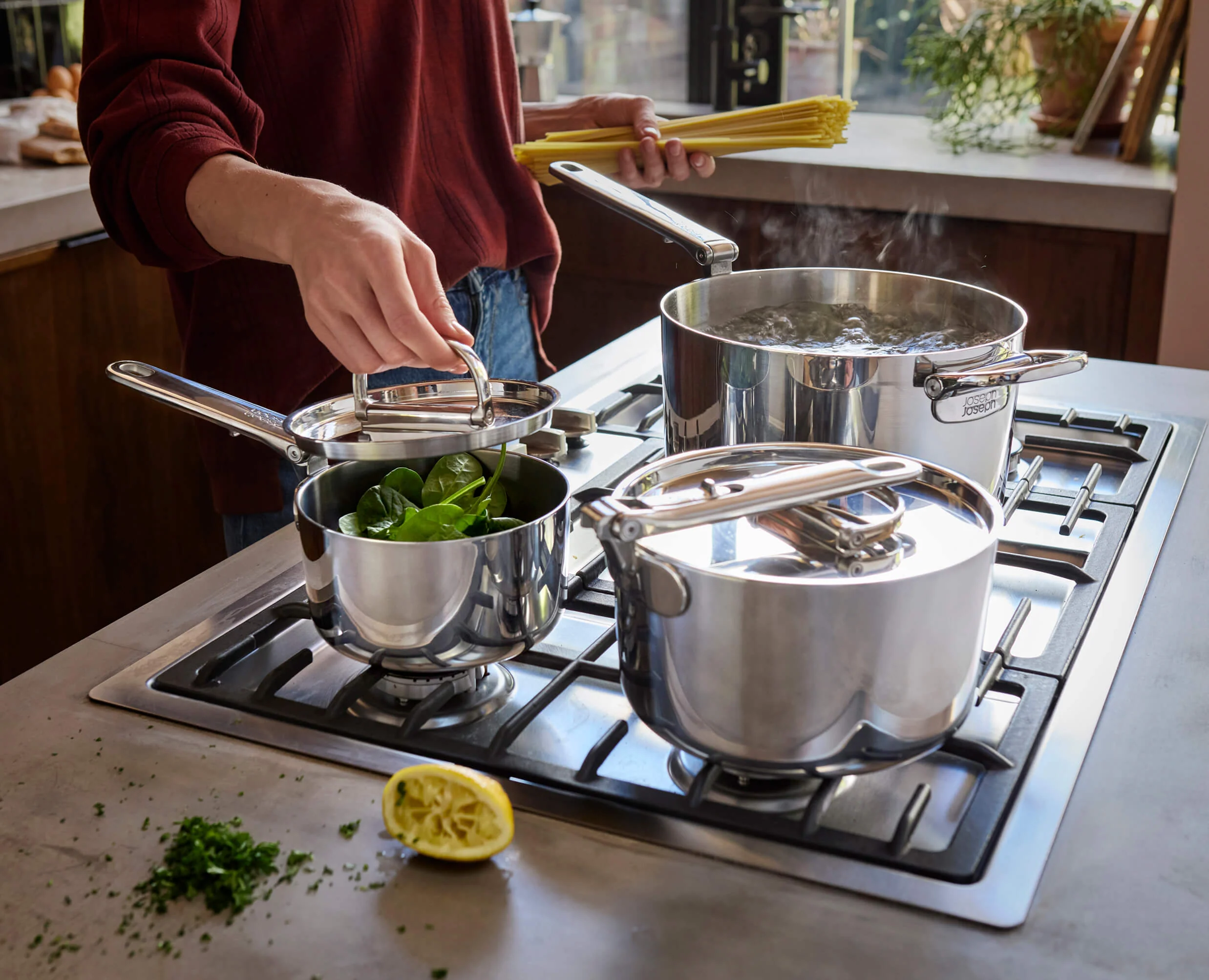 Space Steel Folding Handle 3-Piece Saucepan Set - Image 3