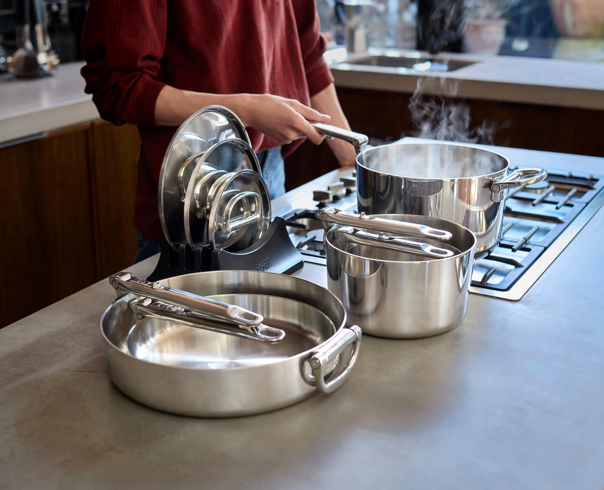 Space Steel Folding Handle 5-Piece Cookware Set - Image 3