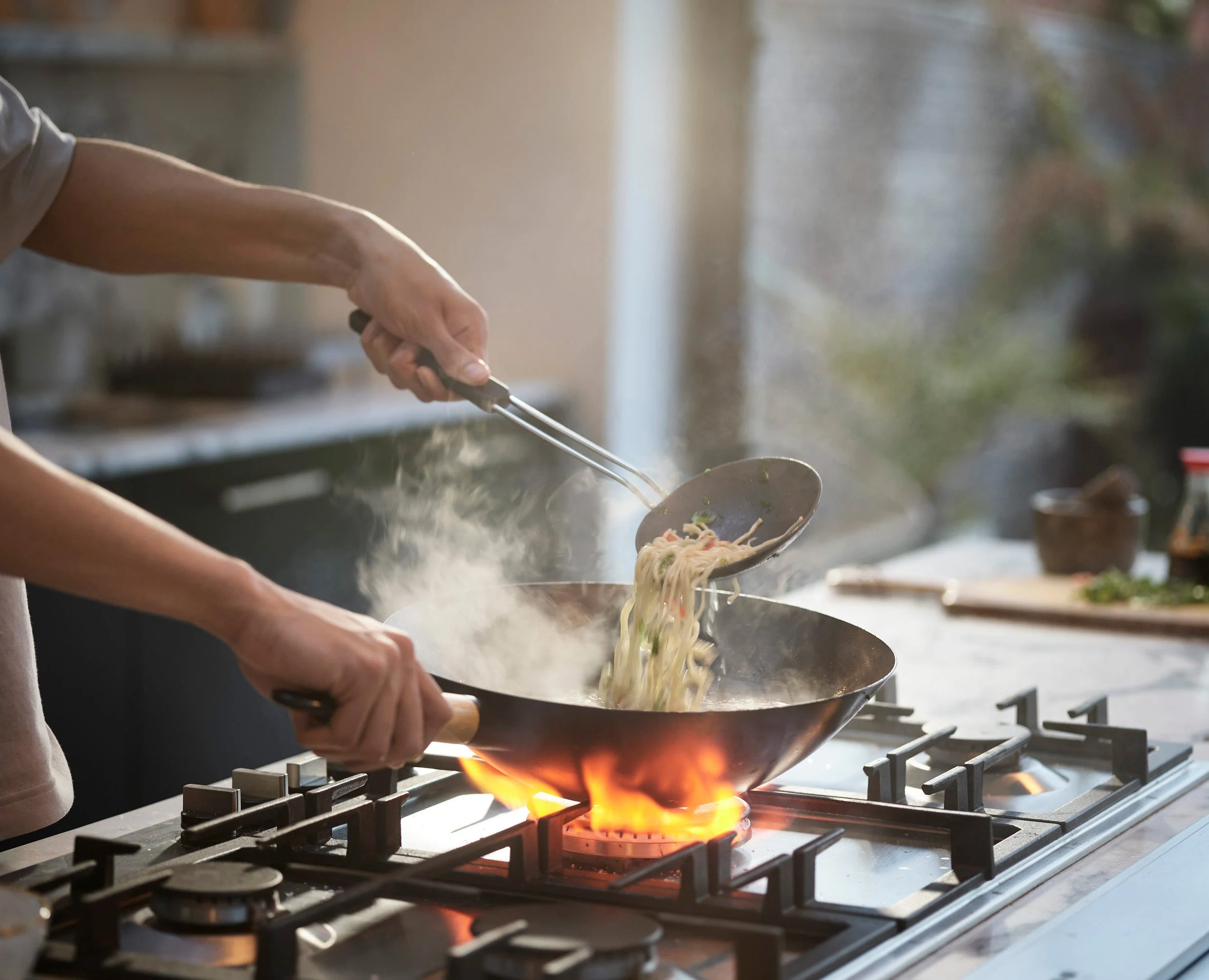 Space Wok & Utensil Set - Image 5