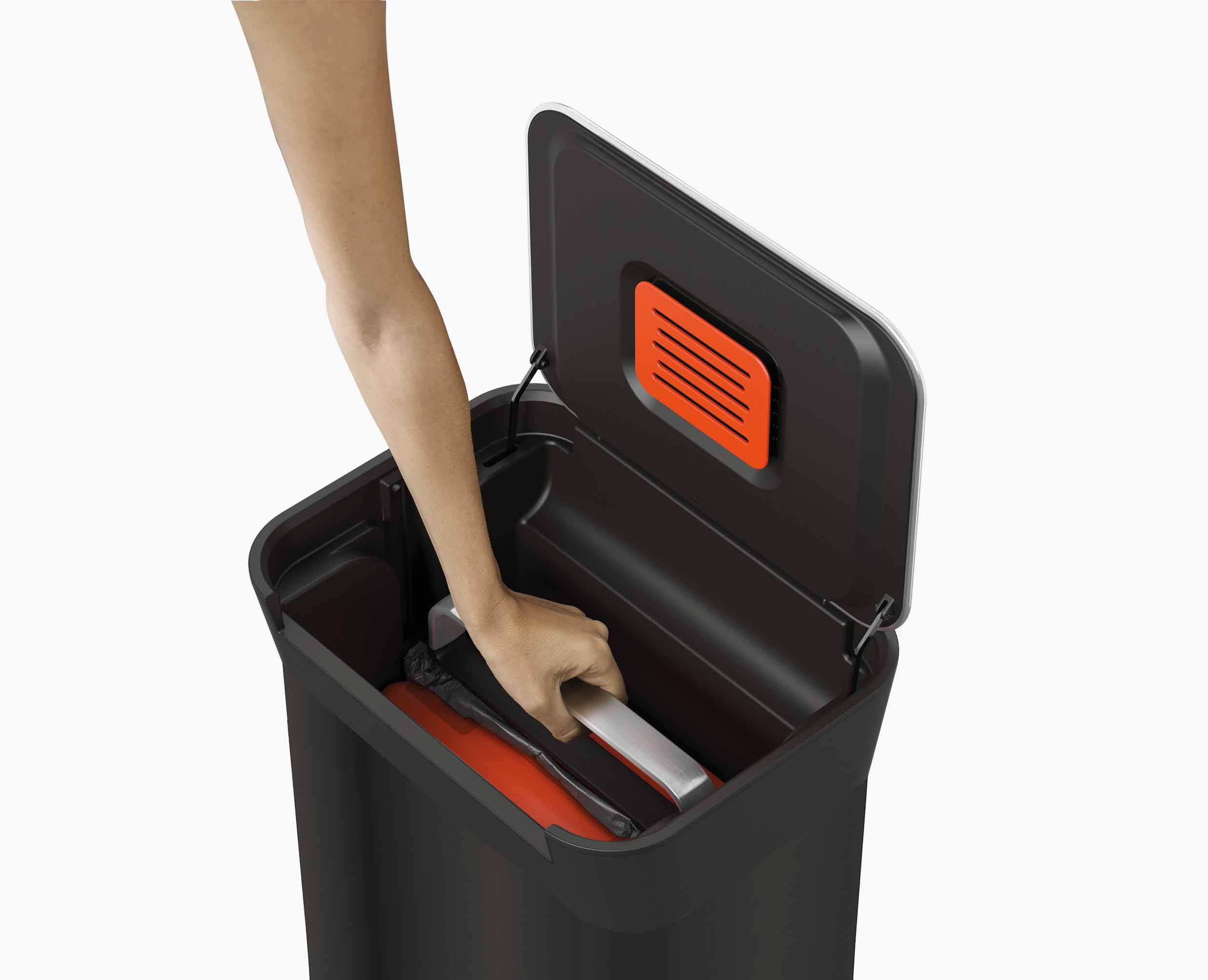 Titan 30L Black Trash Compactor - Image 5