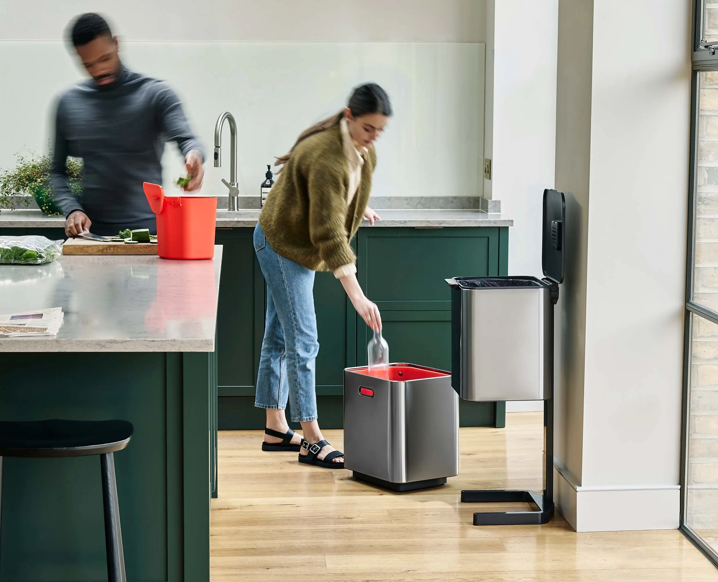 Totem Max 60L Stainless-steel Waste & Recycling Bin - Image 3