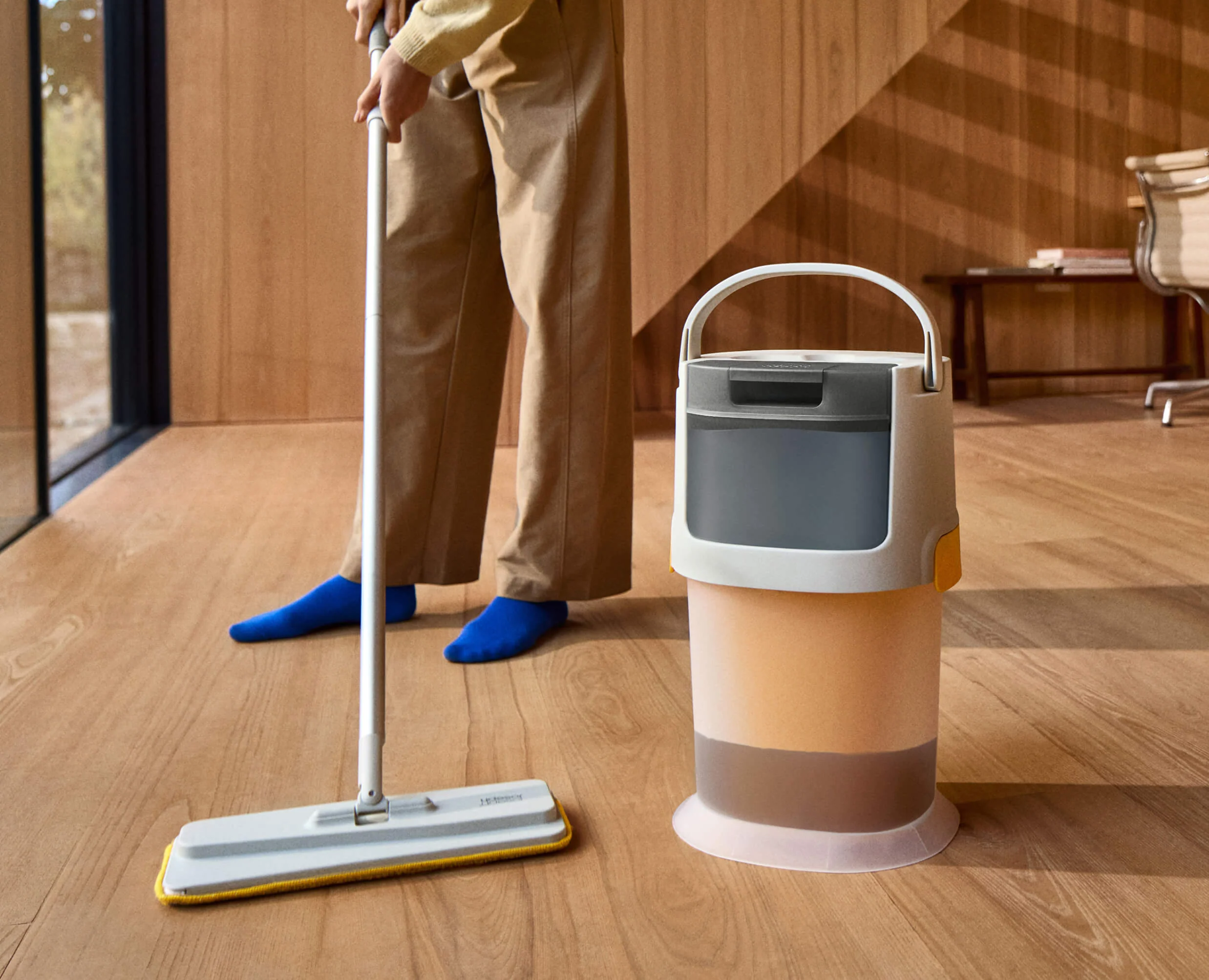 UltraClean Microfibre Floor Mop Cleaning System - Image 5