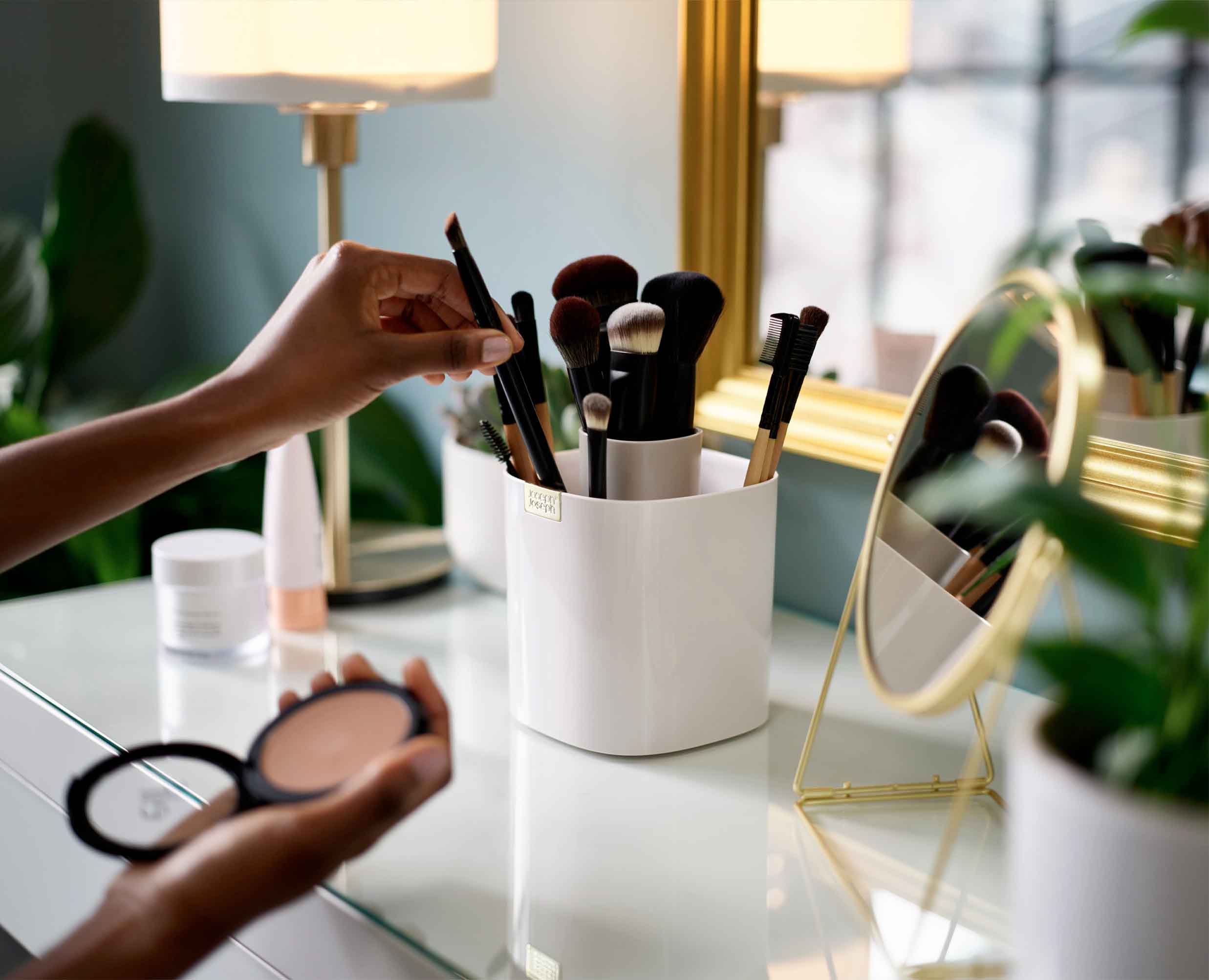 Viva Makeup Brush Pot - Image 3